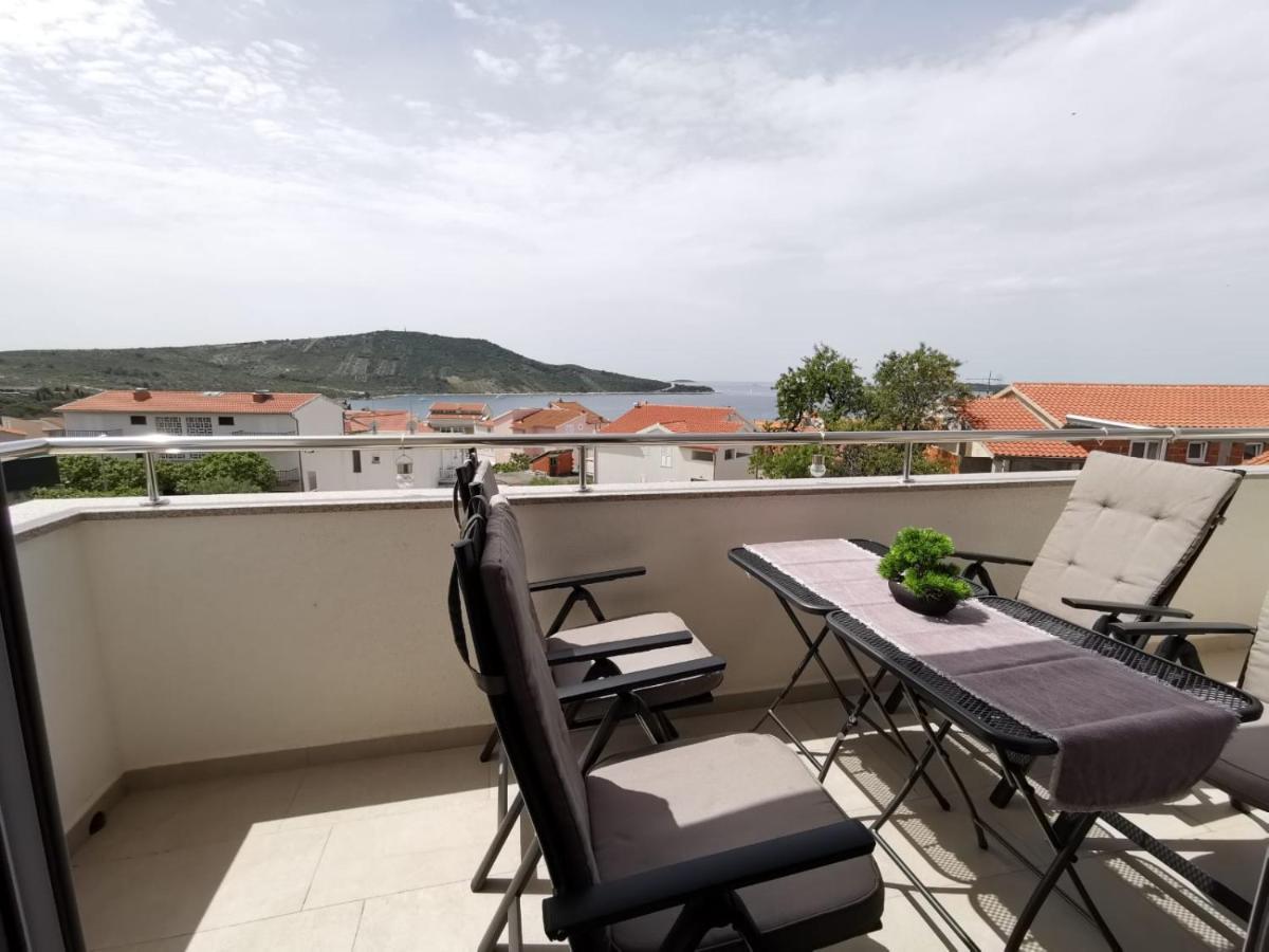 Ristovic Apartment Primosten Luaran gambar