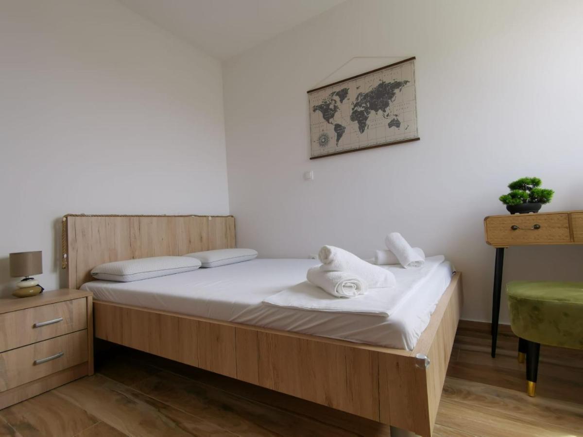 Ristovic Apartment Primosten Luaran gambar