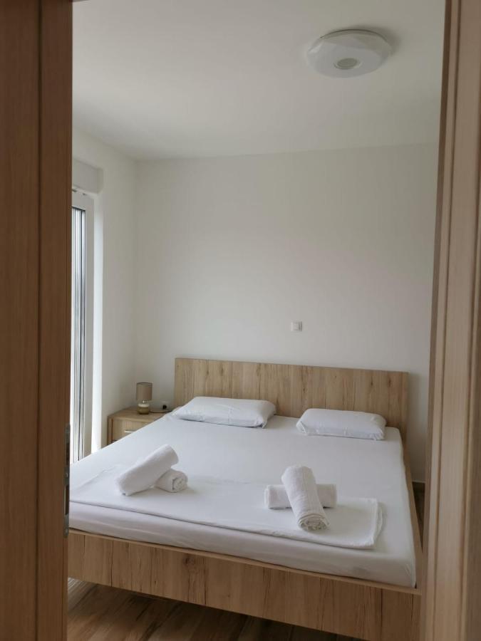 Ristovic Apartment Primosten Luaran gambar